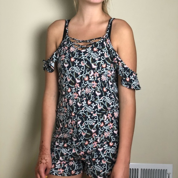 Aeropostale flower romper - Picture 1 of 5